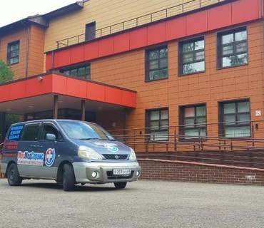 Перевозка лежачих больных из Спасска (Пензенской области) в Москву: услуга "от кровати до кровати"