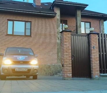 Перевозка лежачих больных из Москвы в Боровичи (Новгородской области): услуга "от кровати до кровати"