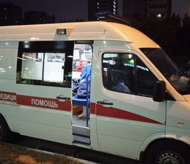 Перевозка лежачих больных в/из лечебное учреждение Открытая Клиника Юровская 93к1