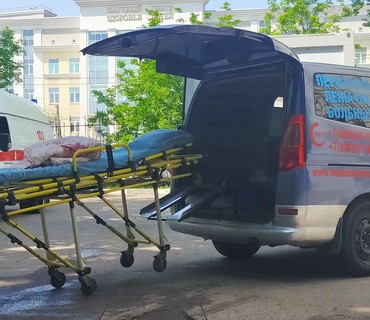 Перевозка лежачих больных в/из лечебное учреждение НИИ Бурденко 1-я Тверская-Ямская 13/5