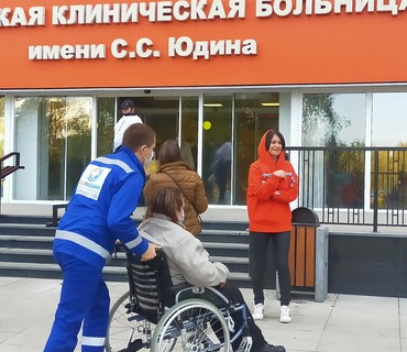 Перевозка лежачих больных в/из лечебное учреждение Красногорская городская больница 2 Красногорск Павшинский бульвар 9