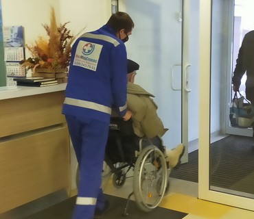 Перевозка лежачих больных в/из лечебное учреждение ГБУЗ МО Одинцовская Районная Больница 2 Перхушково Можайское шоссе 4