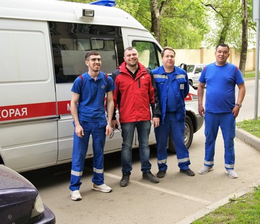 Перевозка лежачих больных в/из лечебное учреждение Медицинский центр «Неболит» в Троицке (Андреевские больницы) Троицк Академич