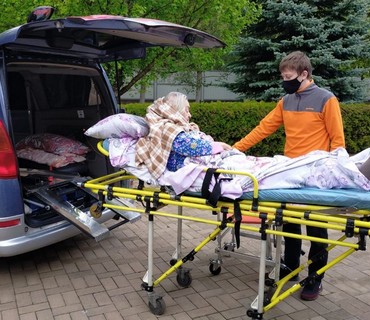 Перевозка лежачих больных в/из н.п. Краснозаводск
Московской области