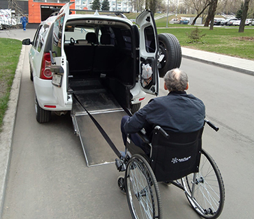 Перевозка инвалидов-колясочников от кровати до кровати в Москве в пределах МКАД и Новой Москвы
