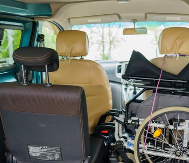 Перевозка лежачих больных в/из лечебное учреждение ГКБ 10 2-я Вольская 19 пос. Некрасовка